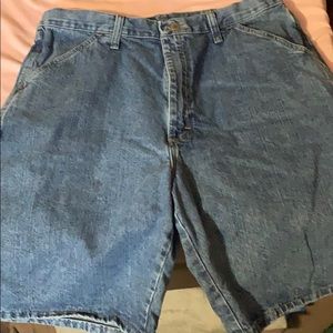 wrangler carpenter shorts 34